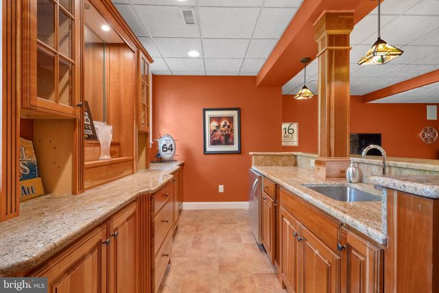 250 HERITAGE RD, Sewell, NJ 08080