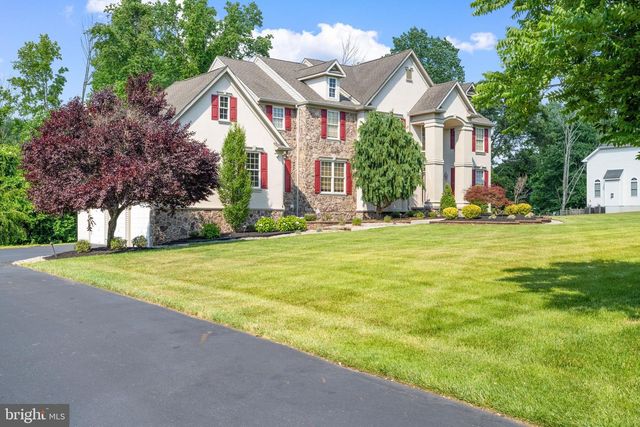 250 HERITAGE RD, Sewell, NJ 08080