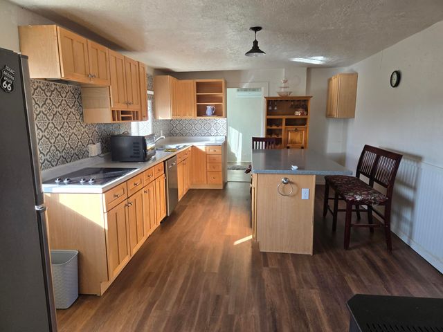 735 Highway 116, Bosque, NM 87006