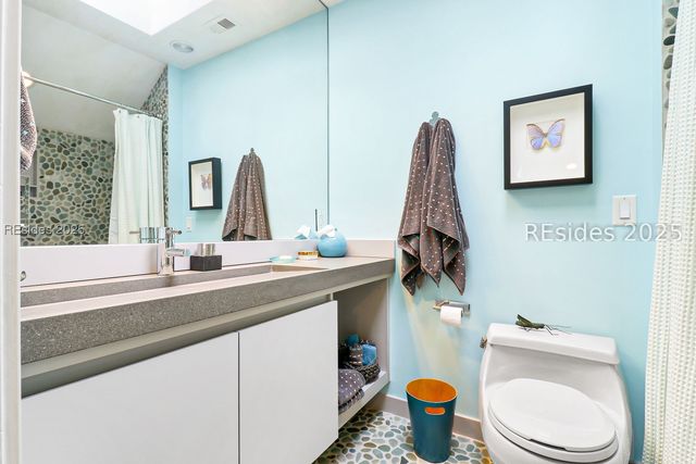 2 Long Marsh Ln, Hilton Head Island, SC 29928