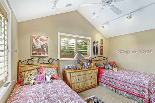 2 Long Marsh Ln, Hilton Head Island, SC 29928