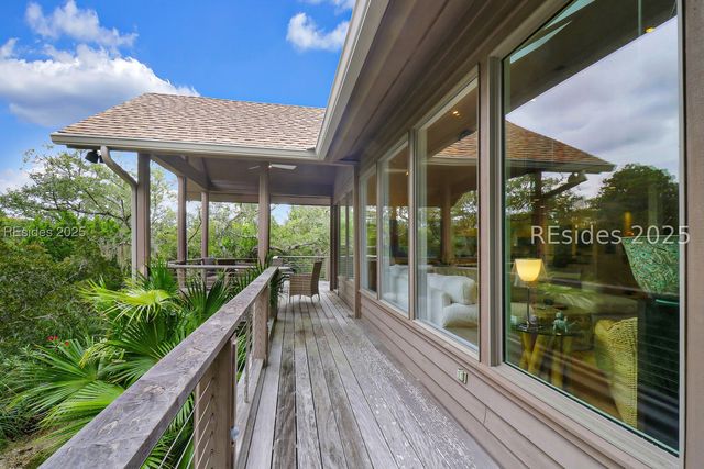 2 Long Marsh Ln, Hilton Head Island, SC 29928