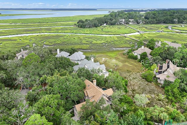 2 Long Marsh Ln, Hilton Head Island, SC 29928