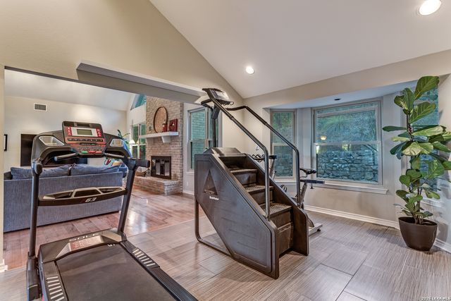 24810 Broken Trail, San Antonio, TX 78255