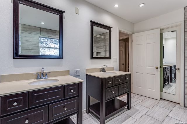 24810 Broken Trail, San Antonio, TX 78255