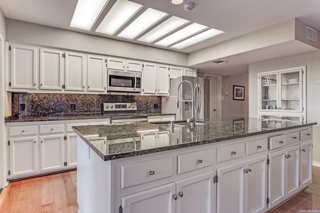 24810 Broken Trail, San Antonio, TX 78255