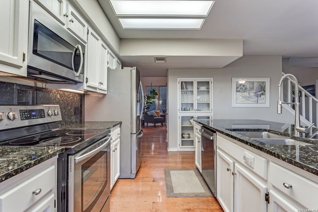 24810 Broken Trail, San Antonio, TX 78255