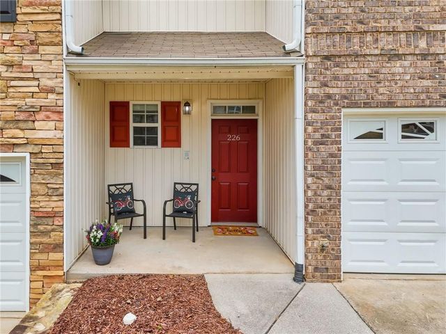 226 Derby Court, Acworth, GA 30102