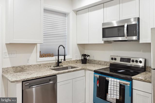 912 N MILTON AVE, Baltimore, MD 21205