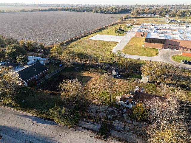 2725 Sarah Street, Waco, TX 76706