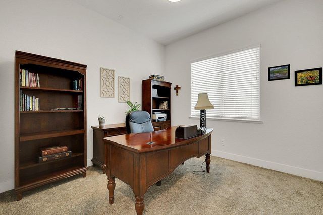 408 Glouster Ct, Roseville, CA 95747