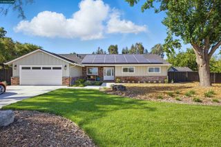 1430 Carpenter Rd, Oakley, CA 94561