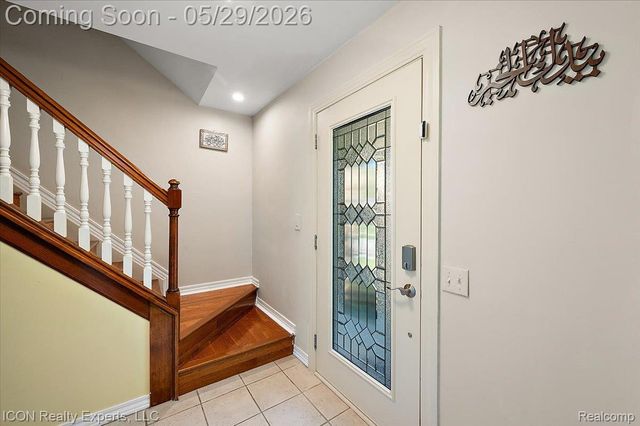 44831 Huntington Drive, Novi, MI 48375