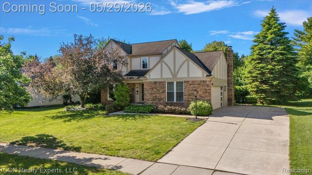 44831 Huntington Drive, Novi, MI 48375