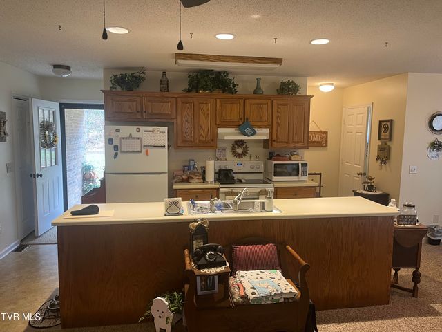 200 Rock Cliff Avenue 1 & 2, Mountain City, TN 37683