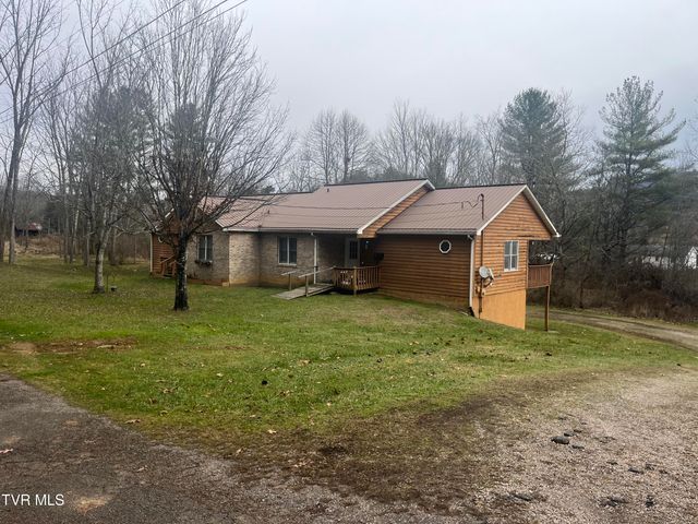 200 Rock Cliff Avenue 1 & 2, Mountain City, TN 37683