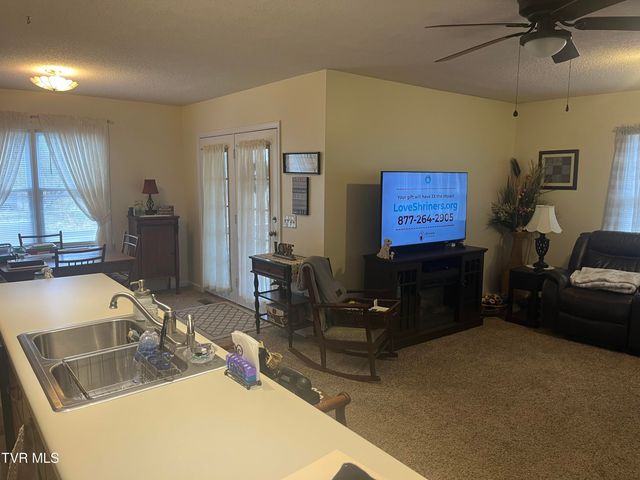 200 Rock Cliff Avenue 1 & 2, Mountain City, TN 37683