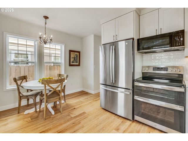 7609 N DRUMMOND Ave, Portland, OR 97217
