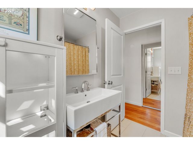 7609 N DRUMMOND Ave, Portland, OR 97217