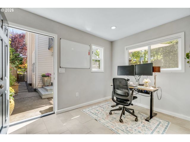 7609 N DRUMMOND Ave, Portland, OR 97217