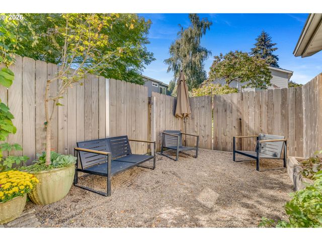 7609 N DRUMMOND Ave, Portland, OR 97217