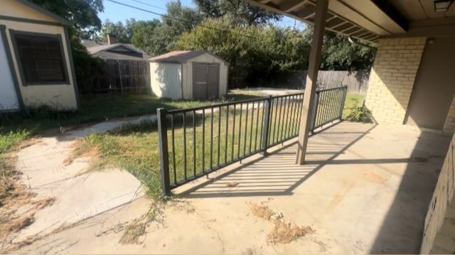 6208 Winifred Drive, Fort Worth, TX 76133