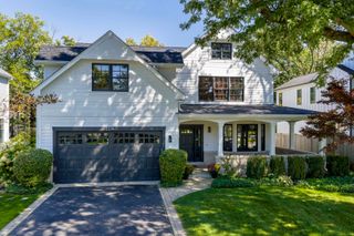 2214 Ash Lane, Northbrook, IL 60062