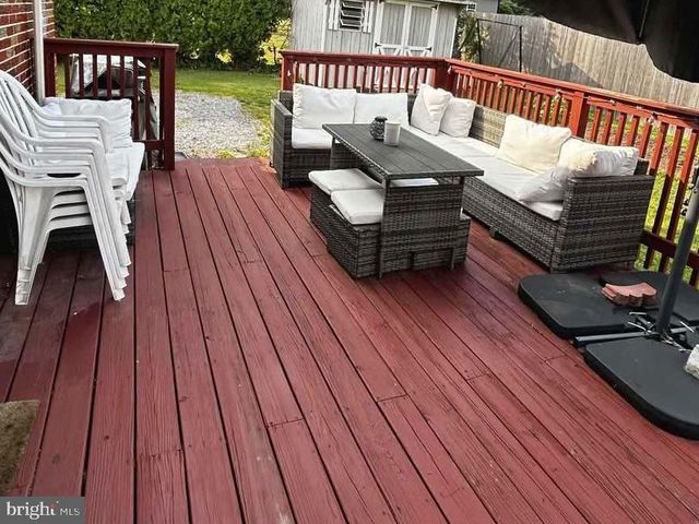 593 MULL AVE, Leesport, PA 19533