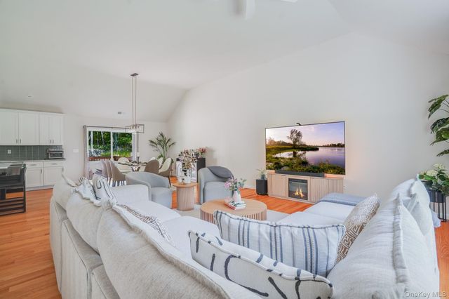 116 Smalley Corners Road, Carmel, NY 10512