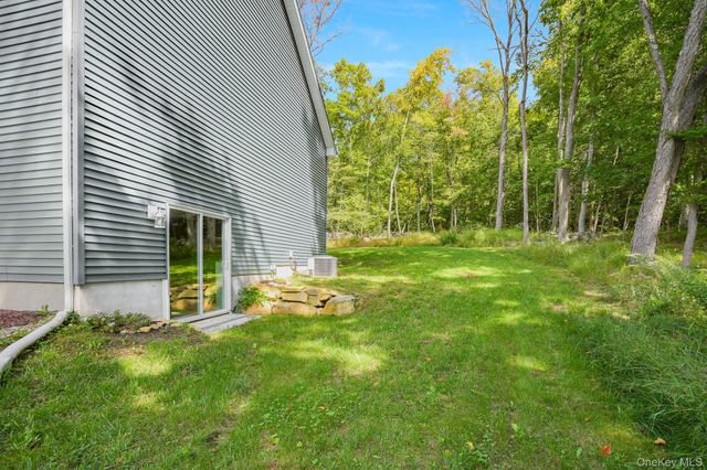 116 Smalley Corners Road, Carmel, NY 10512
