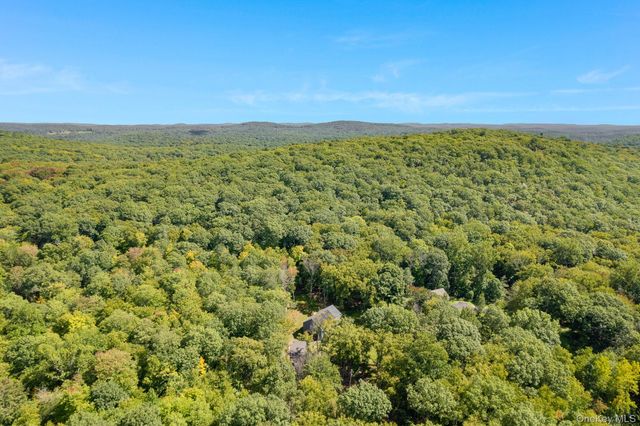 116 Smalley Corners Road, Carmel, NY 10512