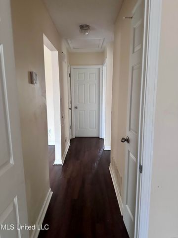 1366 Carriage View Lane, Southaven, MS 38671