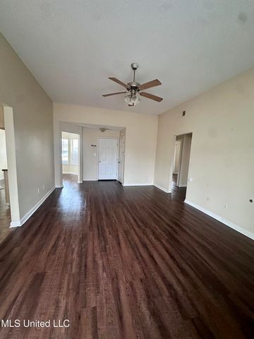 1366 Carriage View Lane, Southaven, MS 38671