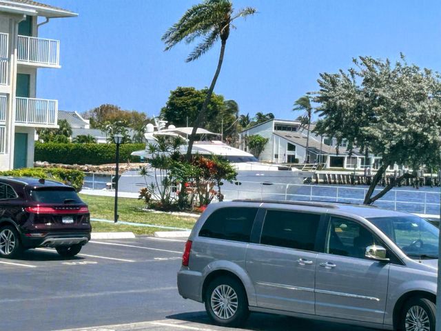 450 Horizons E 107, Boynton Beach, FL 33435