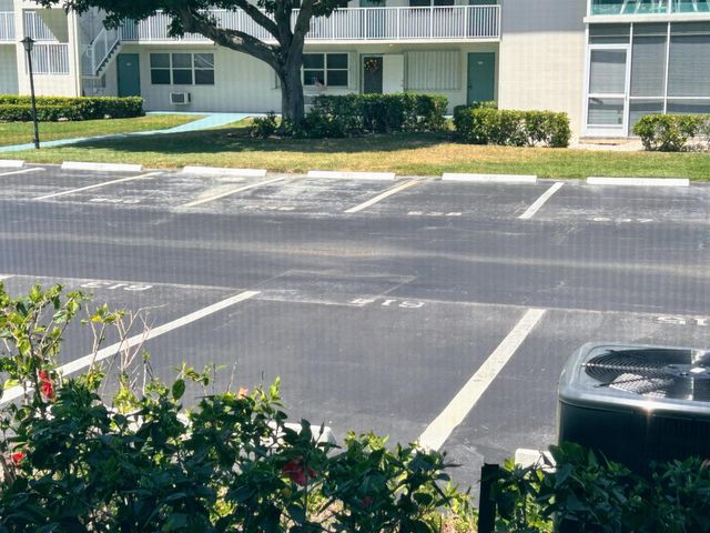 450 Horizons E 107, Boynton Beach, FL 33435