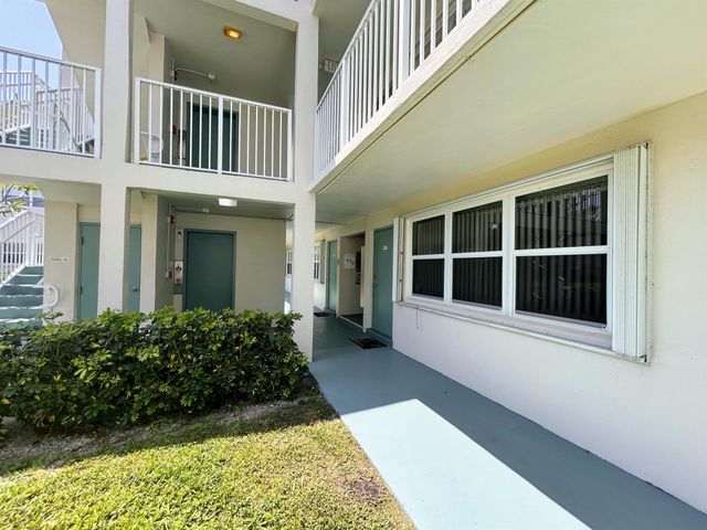 450 Horizons E 107, Boynton Beach, FL 33435
