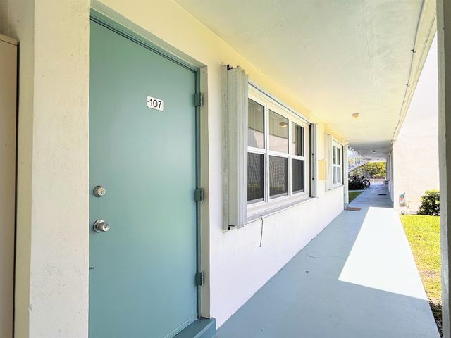 450 Horizons E 107, Boynton Beach, FL 33435