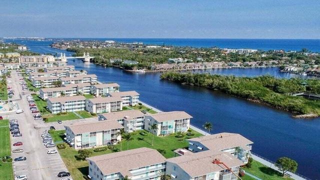 450 Horizons E 107, Boynton Beach, FL 33435