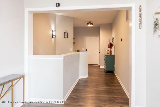 5603 Copper Creek Drive, Haslett, MI 48840