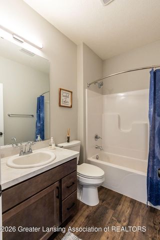 5603 Copper Creek Drive, Haslett, MI 48840