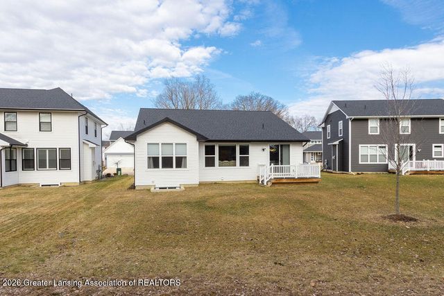 5603 Copper Creek Drive, Haslett, MI 48840