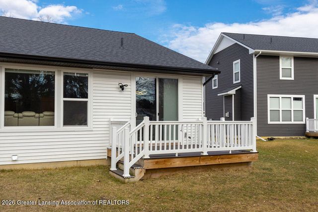 5603 Copper Creek Drive, Haslett, MI 48840