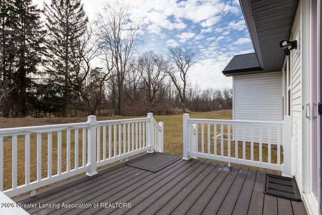 5603 Copper Creek Drive, Haslett, MI 48840