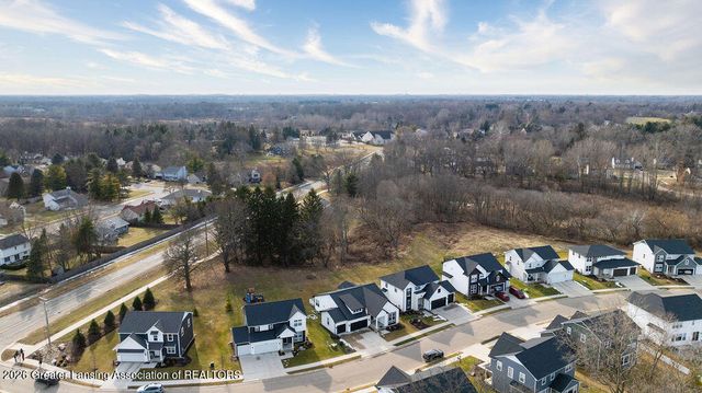 5603 Copper Creek Drive, Haslett, MI 48840