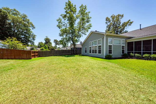 1520 Ashley Garden Boulevard, Charleston, SC 29414