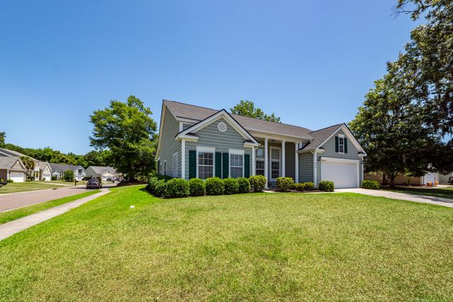 1520 Ashley Garden Boulevard, Charleston, SC 29414
