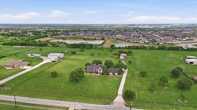 211 Bayne Road, Haslet, TX 76052