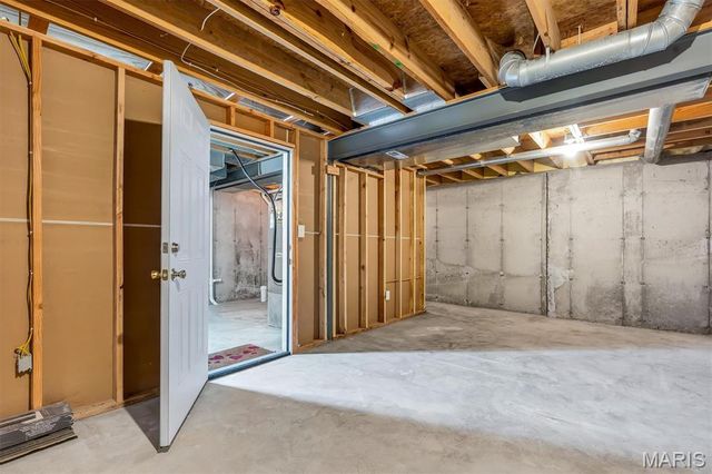 623 Country Village Drive, Lake St Louis, MO 63367