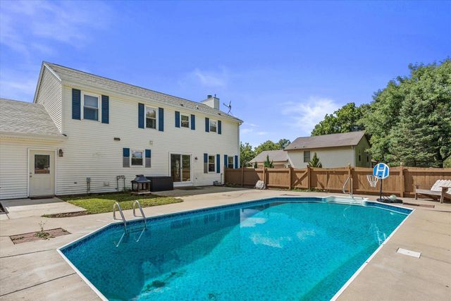 7115 Joy Marie LANE, Waterford, WI 53185
