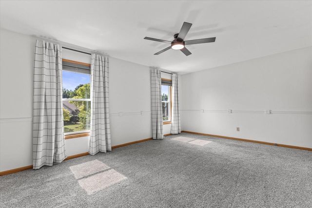 7115 Joy Marie LANE, Waterford, WI 53185